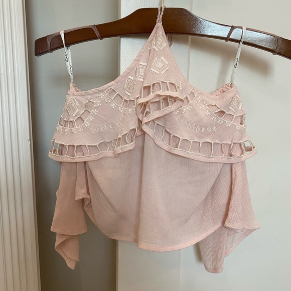 Rahi Cali Off the Shoulder Halter Top - Picture 3 of 5